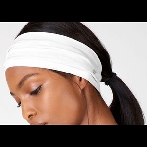 UNOPENED NEW Fabletics headband